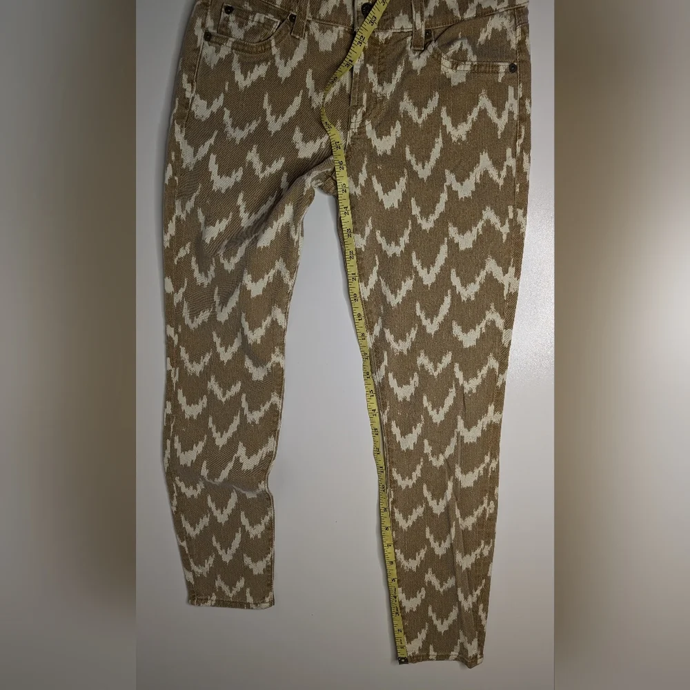 7 For All Mankind Size 24 Skinny Cropped Jeans Tan with Cream Chevron Women - Picture 8 of 10